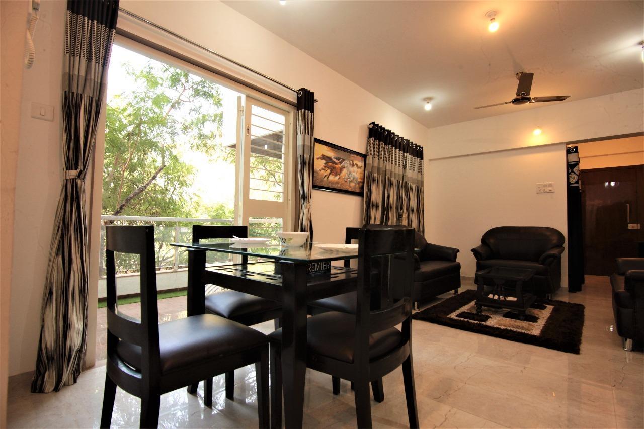 Veridical Hospitality, Baner - Pune Bed & Breakfast Eksteriør bilde