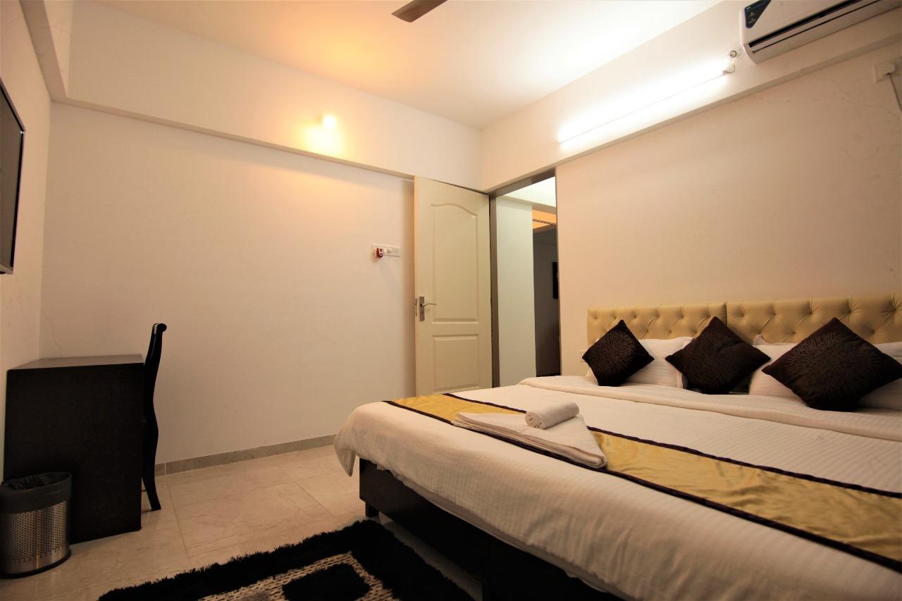 Veridical Hospitality, Baner - Pune Bed & Breakfast Eksteriør bilde